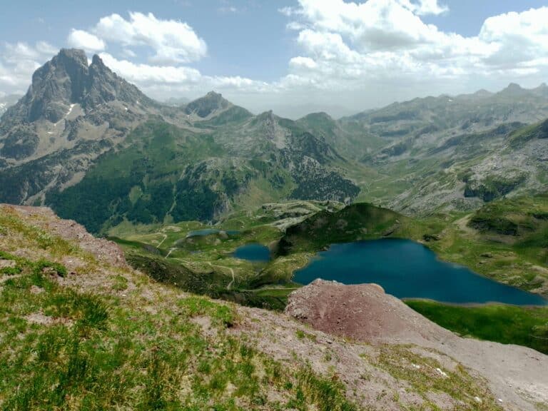 martin Surman accompagnateur en montagne plusieurs lacs